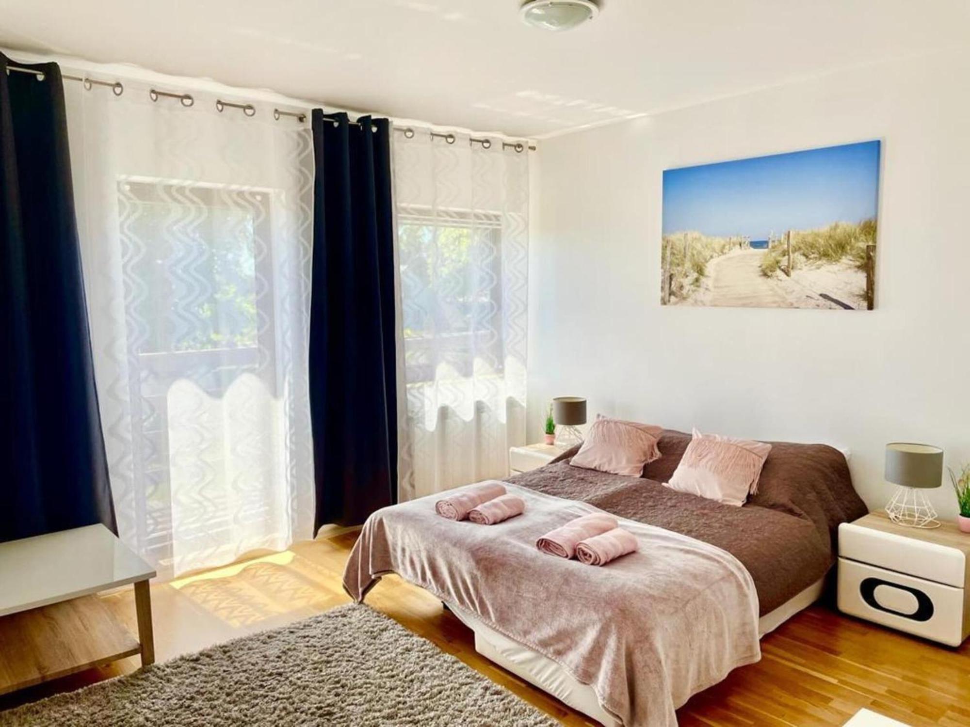 Holiday Spacious Modern Flat In Dabrowa Gostyniec Exterior photo
